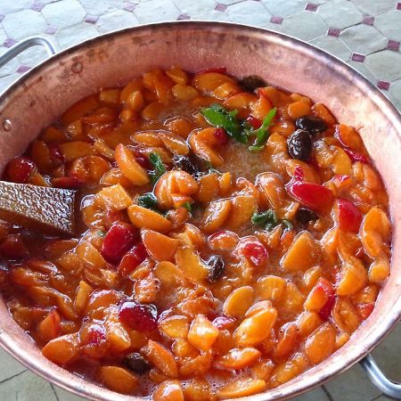 La Cabane De Pepe Emilien Panzió Chomérac Kültér fotó